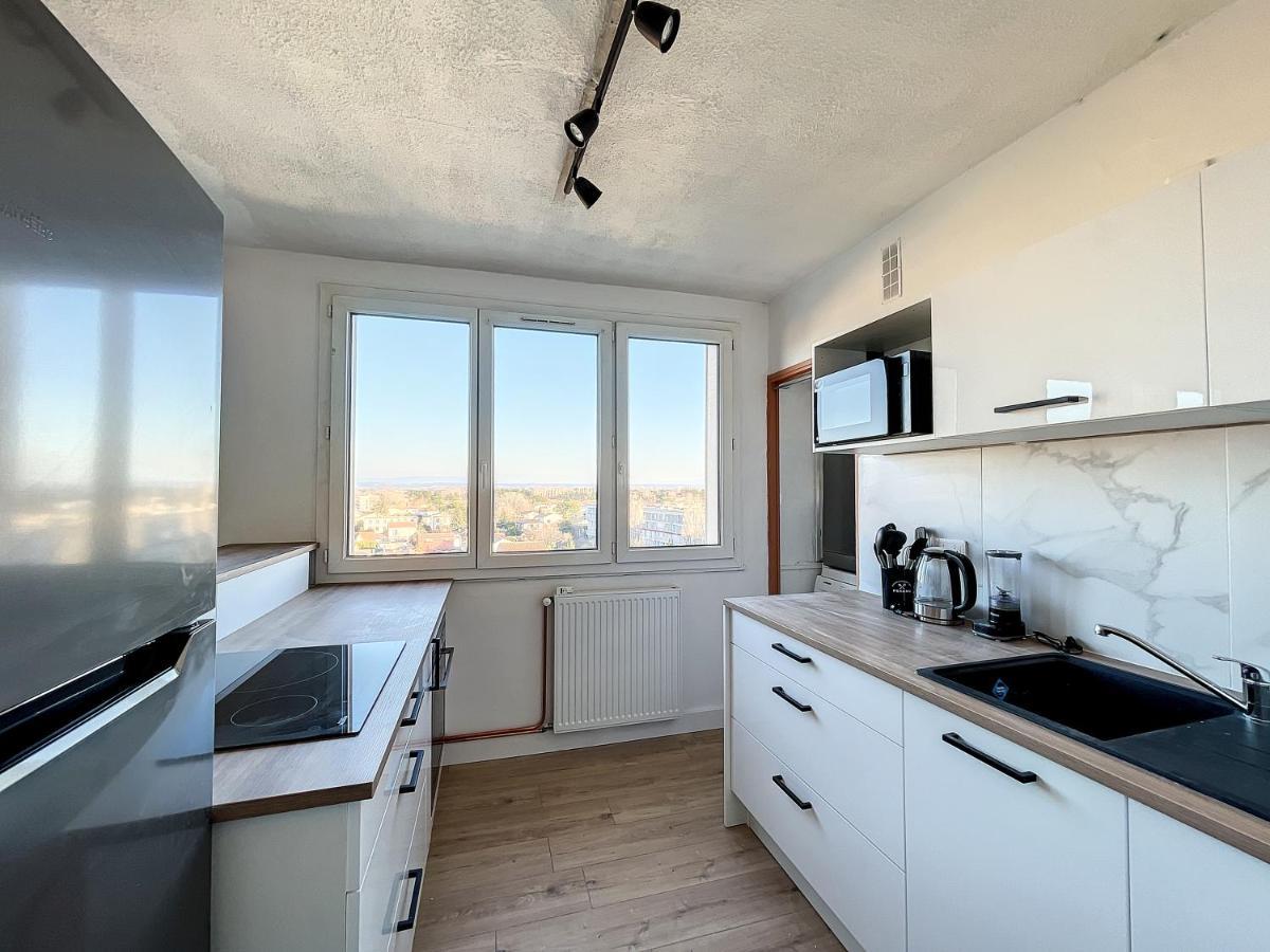Agreable Appartement 4 Pieces, Vue Mont Ventoux, Proche Remparts อาวีญง ภายนอก รูปภาพ